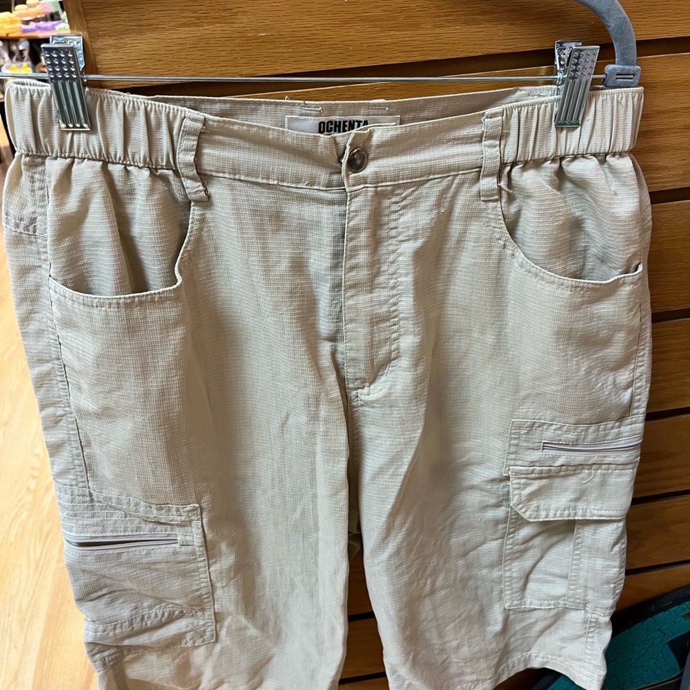 Ochenta Men's Tan Cargo Shorts